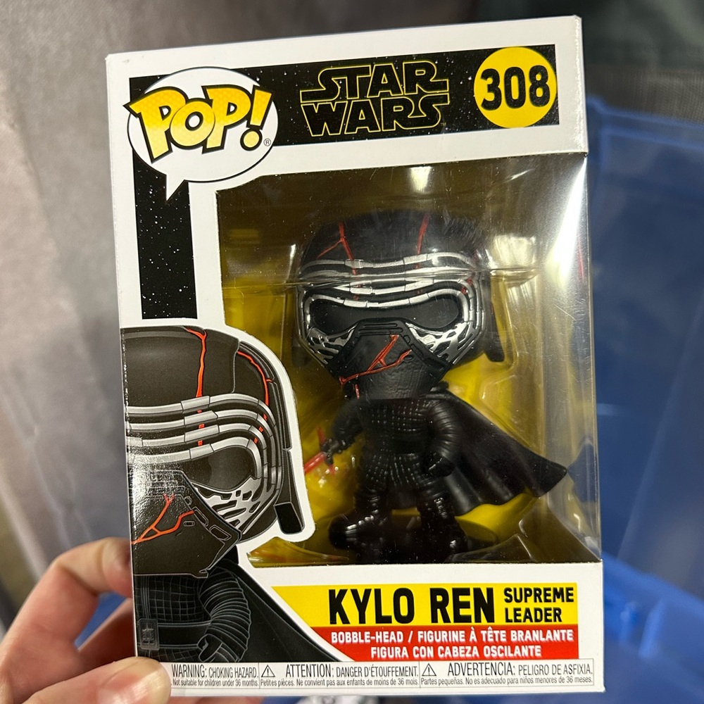 Funko Pop! Kylo Ren Supreme Leader